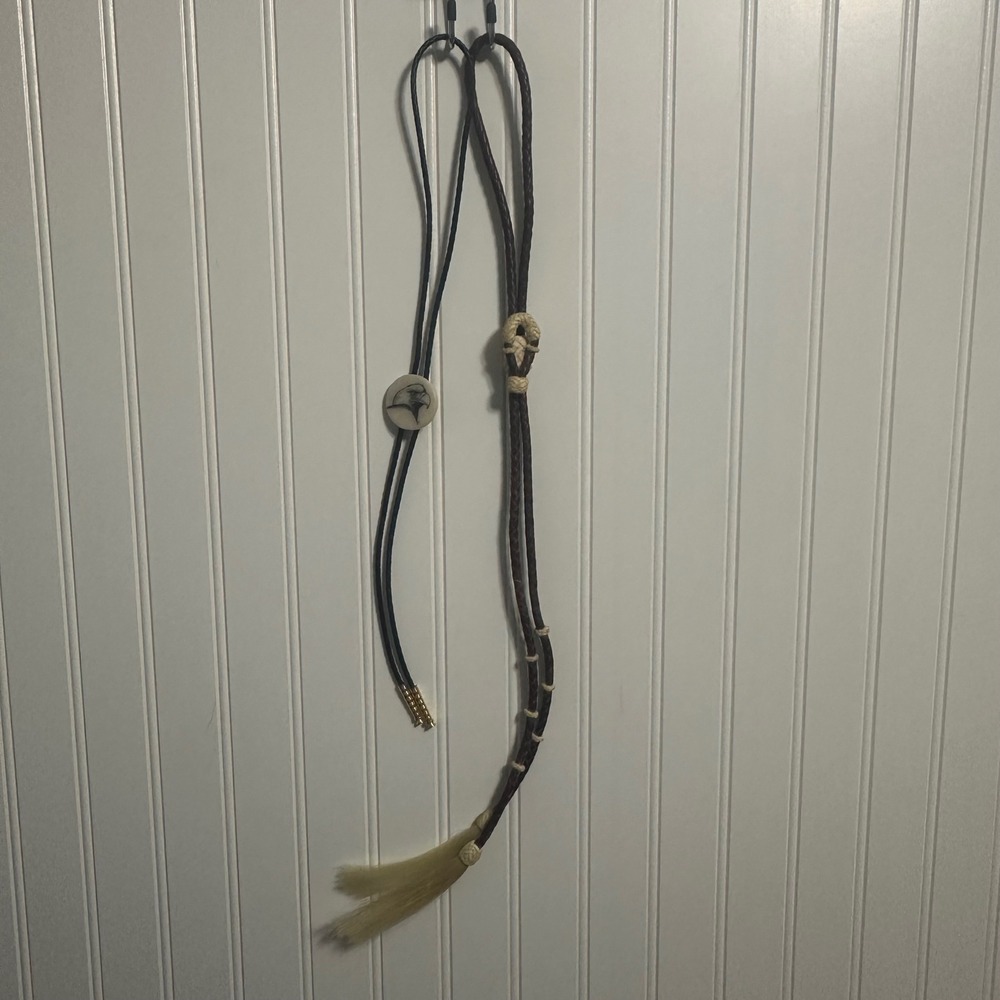 Unbranded Bolo Tie Horsehair Vintage Stampede String Brown Black Excellent Eagle